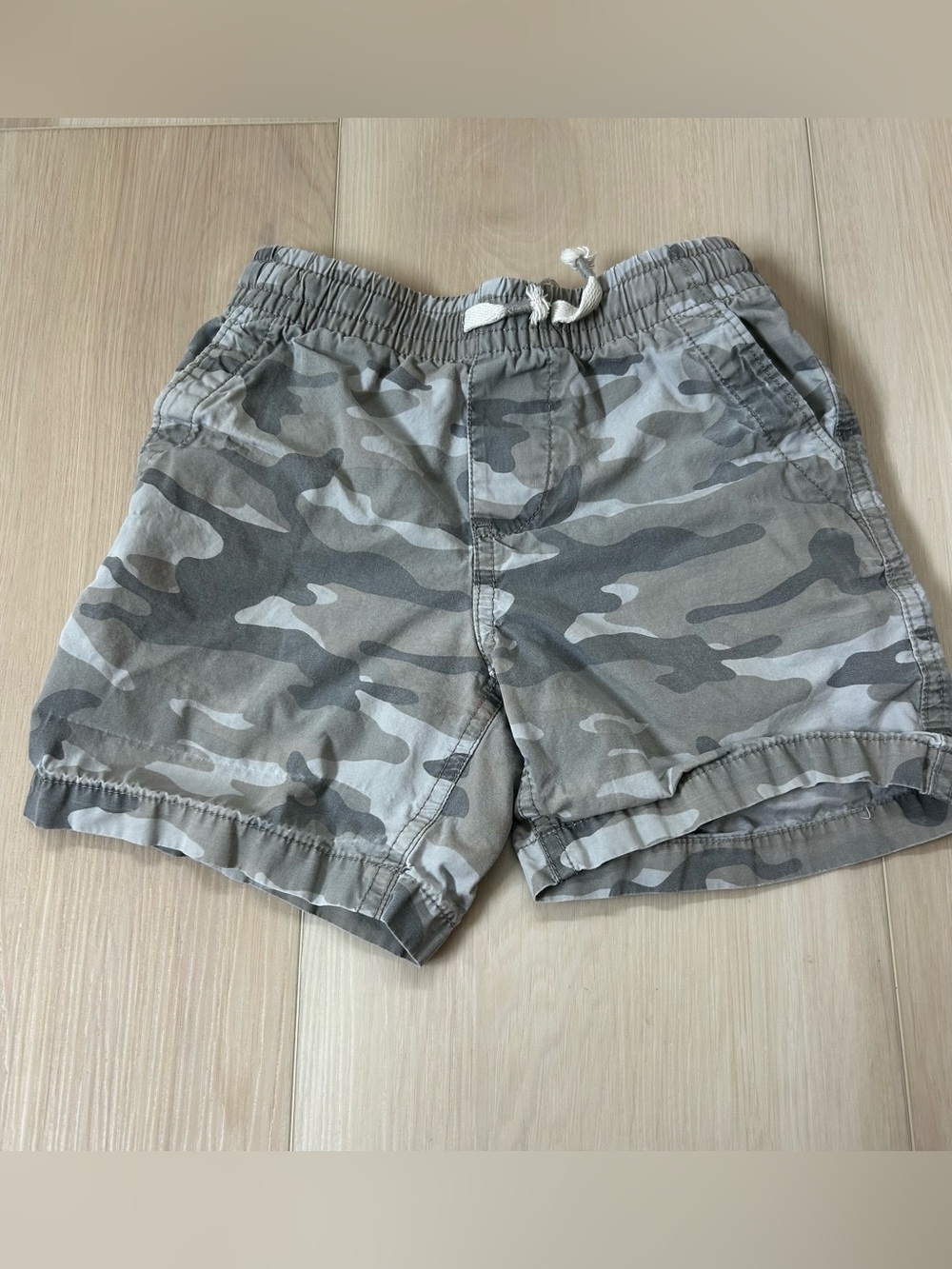 Boys camo shorts - size 3